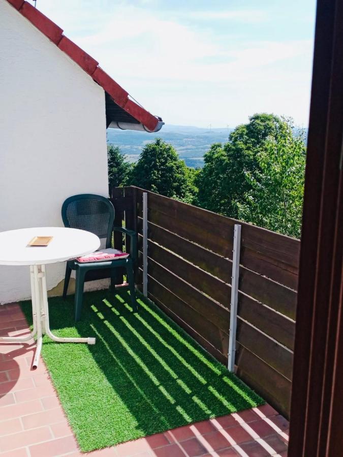 Luxus Appartement Im Schloss Fockelberg エクステリア 写真